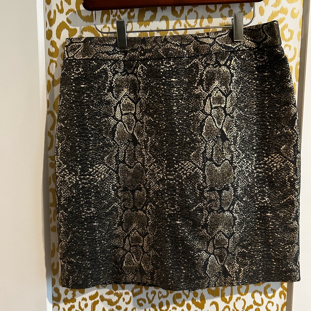 Worthington Black and Cream Snake Print Mini Skirt
